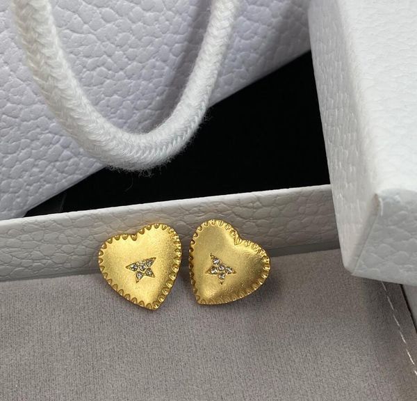 classic gold heart charm earrings stud bijoux trendy brand rhinestone star earring for women lady wedding party lovers gift engagement jewel, Golden;silver
classic gold heart charm earrings stud bijoux trendy brand rhinestone star earring for women lady wedding party lovers gift engagement jewel, Golden;silver