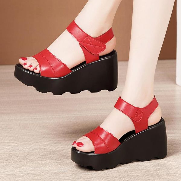 brand 2021 plus size 32-43 platform wedges sandals women shoes summer high heels ladies leather sandal for office, Black
brand 2021 plus size 32-43 platform wedges sandals women shoes summer high heels ladies leather sandal for office, Black