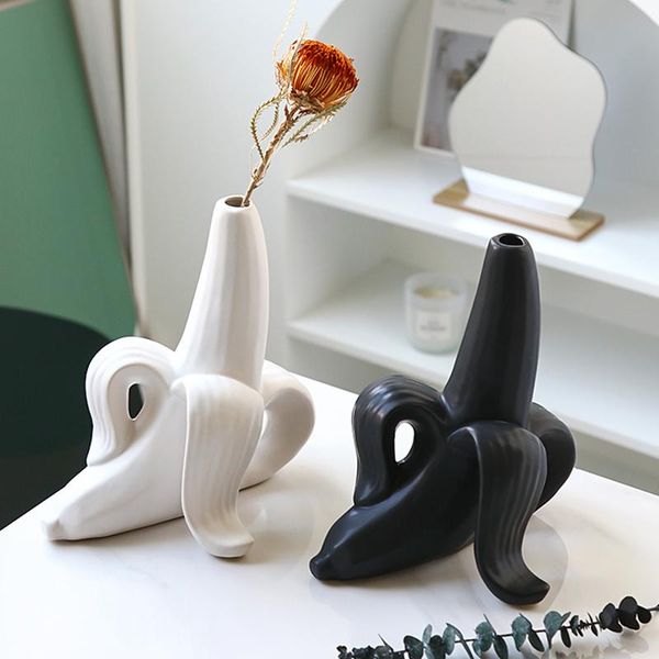 vases banana vase black and white ceramic art flower pot deskarrangement living room interior decoration gift
vases banana vase black and white ceramic art flower pot deskarrangement living room interior decoration gift