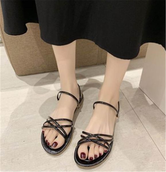 2021 slippers summer designers women's casual loafers flat shoes flip-flops sandals fashion luxury beach, Black
2021 slippers summer designers women's casual loafers flat shoes flip-flops sandals fashion luxury beach, Black