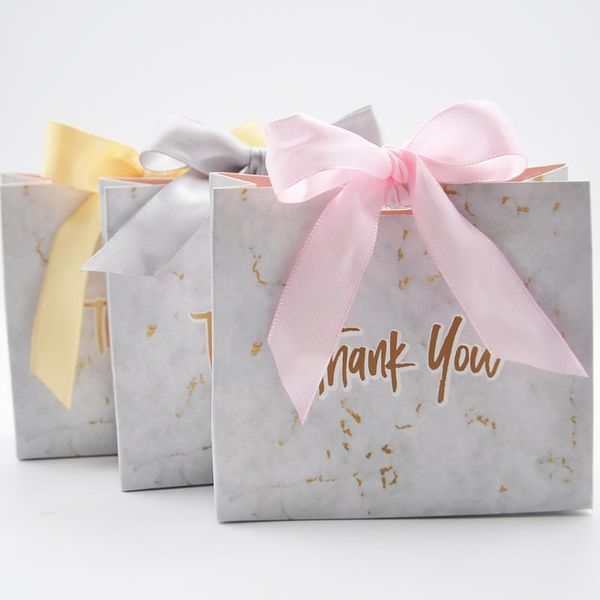 false eyelashes wholesale creative marble gift bag for party box package chocolate paper package/wedding mink lashes packaging
false eyelashes wholesale creative marble gift bag for party box package chocolate paper package/wedding mink lashes packaging