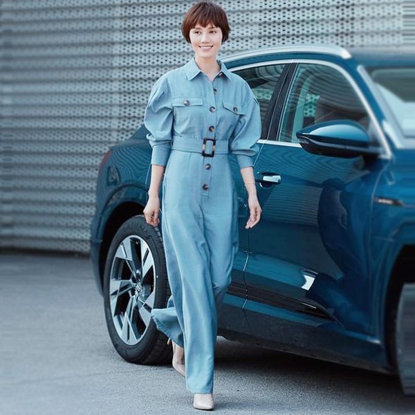 women's jumpsuits & rompers european and american stars with the same high-quality lapel single-breasted long jumpsuit t4xq, Black;white
women's jumpsuits & rompers european and american stars with the same high-quality lapel single-breasted long jumpsuit t4xq, Black;white
