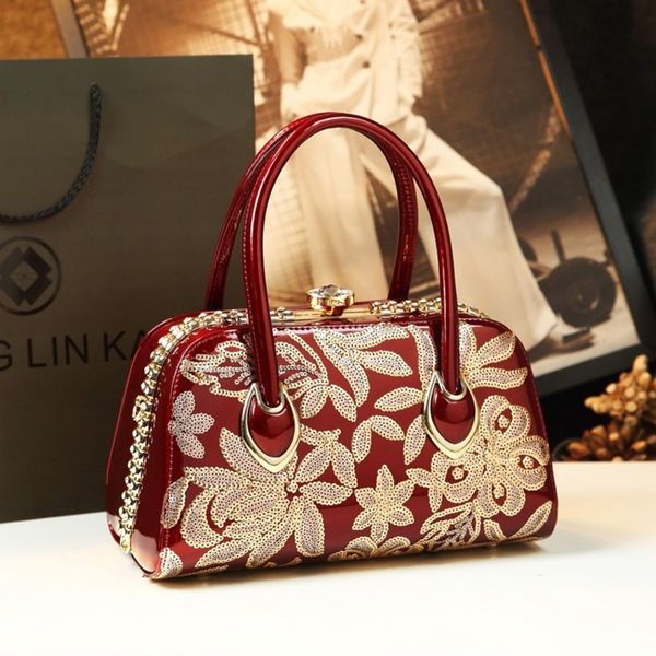 fashion clip leather temperament dinner with diamond atmosphere mother handbag large capacity messenger bag
fashion clip leather temperament dinner with diamond atmosphere mother handbag large capacity messenger bag
