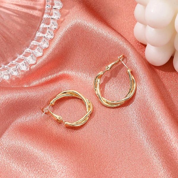 hoop & huggie u-magical vintage twisted gold silver color earings for women girls temperament circle elegant jewelry female, Golden;silver
hoop & huggie u-magical vintage twisted gold silver color earings for women girls temperament circle elegant jewelry female, Golden;silver