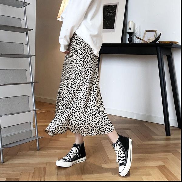 women skirts satin leopard print skirt female high waist hip covered fish tail a line drop good quality, Black
women skirts satin leopard print skirt female high waist hip covered fish tail a line drop good quality, Black