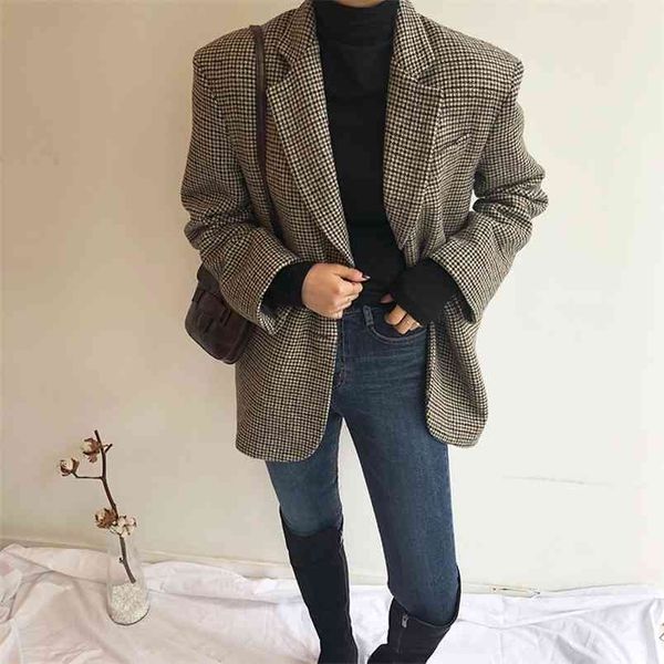 autumn winter korea fashion women long sleeve loose casual jackets warm thick turn-down collar plaid woolen coat s84 210512, Black
autumn winter korea fashion women long sleeve loose casual jackets warm thick turn-down collar plaid woolen coat s84 210512, Black