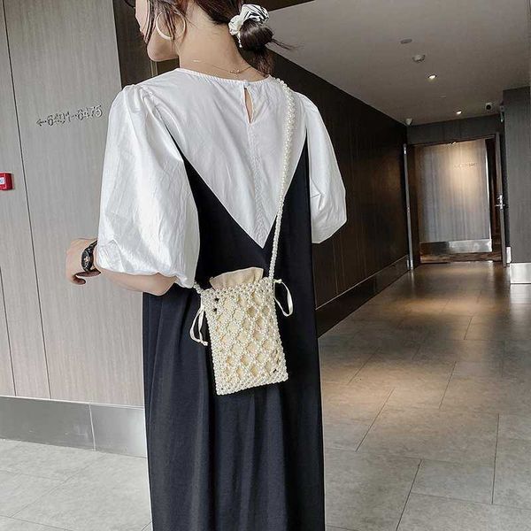 beaded 2021 pearl girl's hollowed out temperament foreign style one shoulder slung lovely lady fashion bag
beaded 2021 pearl girl's hollowed out temperament foreign style one shoulder slung lovely lady fashion bag