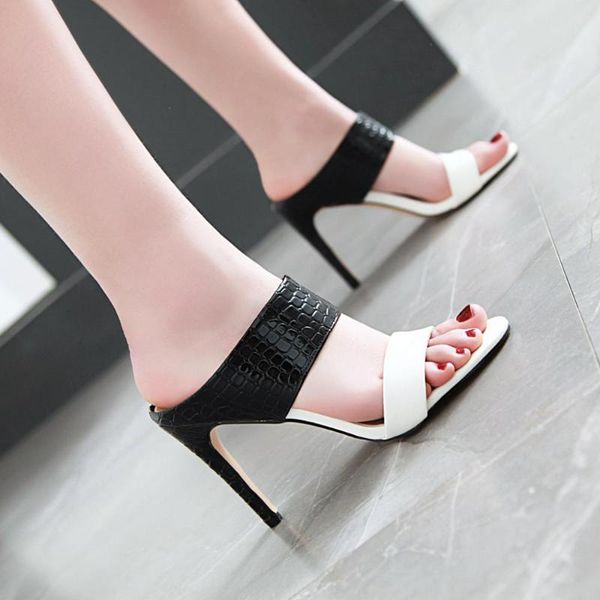 collision-color patchwork slingback slipper wear a trendy high-heeled sandal plus size 48 sandals, Black
collision-color patchwork slingback slipper wear a trendy high-heeled sandal plus size 48 sandals, Black