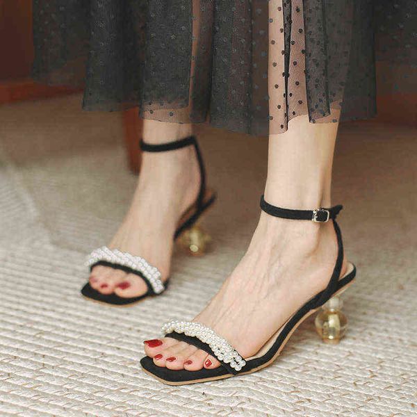 sandals high heels designer luxury pearl beaded pumps black beige geometric heeled sandals women shoes 220303
sandals high heels designer luxury pearl beaded pumps black beige geometric heeled sandals women shoes 220303