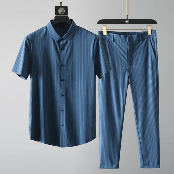 men's tracksuits striped shirt personalized casual suit 2021 fashion summer lapel short sleeve breathable thin two-piece, Gray
men's tracksuits striped shirt personalized casual suit 2021 fashion summer lapel short sleeve breathable thin two-piece, Gray