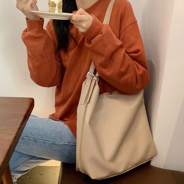 evening bags 2021 designer shoulder bag women solid retro messager pu leather crossbody large capacity tote sac a