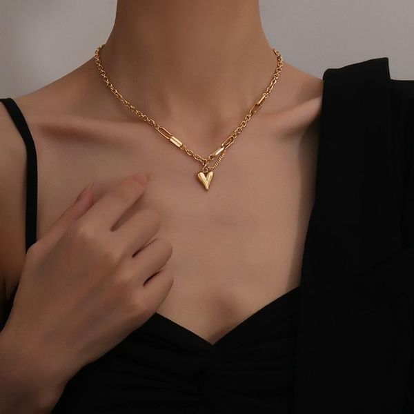 chokers titanium steel love heart pendant necklace for women fashion clavicle chain choker party wedding jewelry charm collars, Golden;silver
chokers titanium steel love heart pendant necklace for women fashion clavicle chain choker party wedding jewelry charm collars, Golden;silver