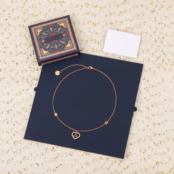 luxury designers necklace fashion bracelet earrings women's jewelry trendy three piece set craft love pendant, Silver
luxury designers necklace fashion bracelet earrings women's jewelry trendy three piece set craft love pendant, Silver