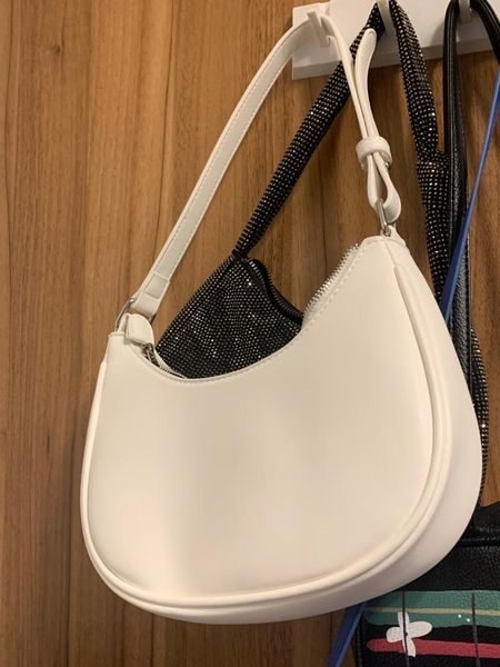 evening bags shoulder for women designer half-moon underarm bag handbag purse pu leather fashion all-match simple solid color crossbody
evening bags shoulder for women designer half-moon underarm bag handbag purse pu leather fashion all-match simple solid color crossbody