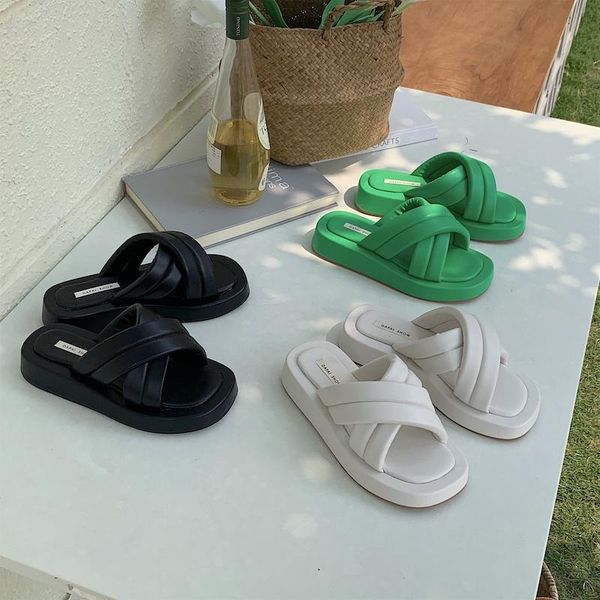 slippers 2021 brand designer chunky platform sandals women elegant soft sole cross-tied band summer beach shoes slides green black
slippers 2021 brand designer chunky platform sandals women elegant soft sole cross-tied band summer beach shoes slides green black