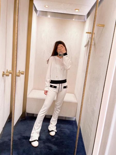 women's two piece pants 2021fw autumn luxury women white hooded hoodies coat with casual long trouse female suits sets gdnz 8.1
women's two piece pants 2021fw autumn luxury women white hooded hoodies coat with casual long trouse female suits sets gdnz 8.1