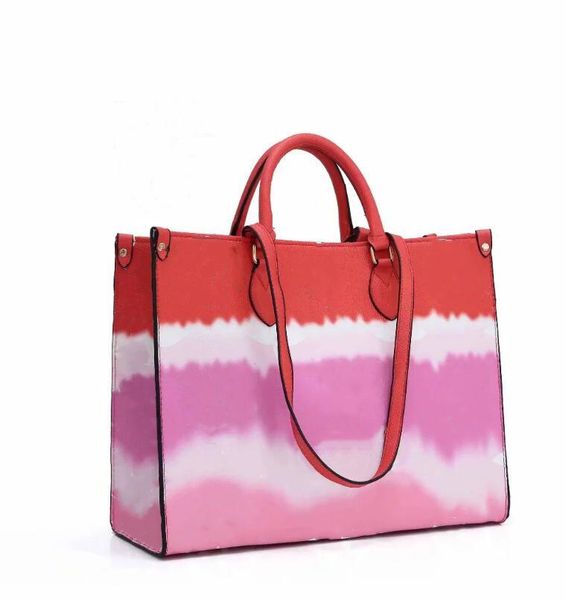 quality fashion luxurys designers bags onthego medium tote women handbags by the pool monograms embossing shoulder bag
quality fashion luxurys designers bags onthego medium tote women handbags by the pool monograms embossing shoulder bag