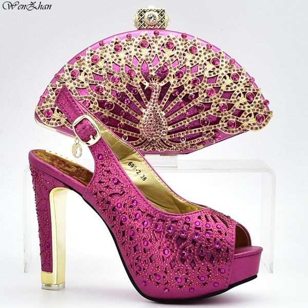 nice looking high heel italian shoes and bag sets decorated with colorful crystal match all dresses selling d88-16 dress, Black
nice looking high heel italian shoes and bag sets decorated with colorful crystal match all dresses selling d88-16 dress, Black