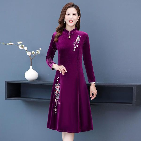 ethnic clothing 2021 autumn women velvet dress vintage chinese style cheongsam collar long sleeve elegant bodycon party mt338, Red
ethnic clothing 2021 autumn women velvet dress vintage chinese style cheongsam collar long sleeve elegant bodycon party mt338, Red