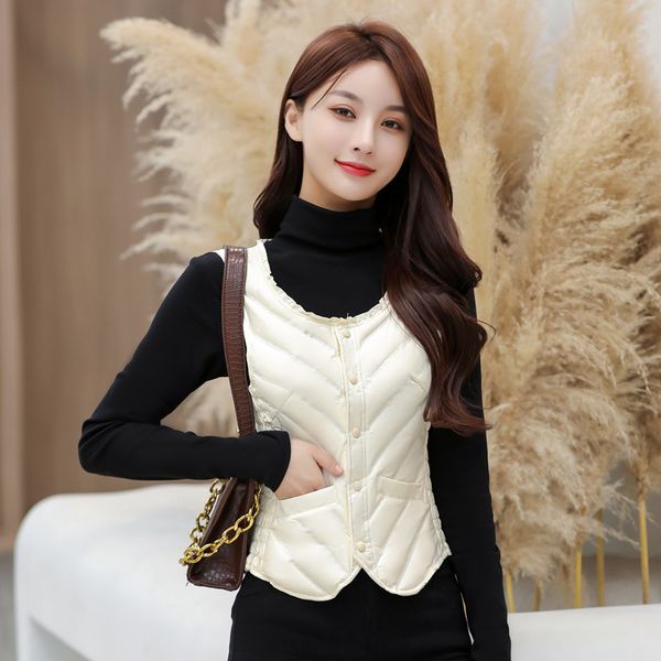 vests down et waistcoat women's autumn winter light slim short style thin and warm inside wearing vt inner tank shoulder, Black;white
vests down et waistcoat women's autumn winter light slim short style thin and warm inside wearing vt inner tank shoulder, Black;white