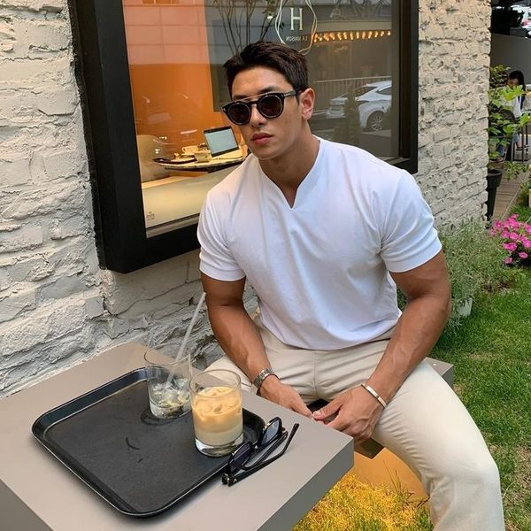 men's casual shirts qiwn 2021 shirt sports short sleeve v col colored fitness cotton large size fashion clothing, White;black
men's casual shirts qiwn 2021 shirt sports short sleeve v col colored fitness cotton large size fashion clothing, White;black