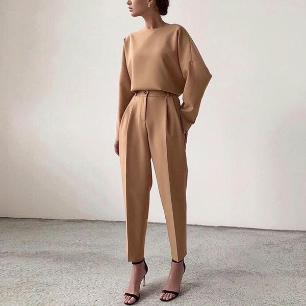 women's pants & capris 2021 summer european and american long-sleeved retro ladies high waist office brown solid color round neck all, Black;white
women's pants & capris 2021 summer european and american long-sleeved retro ladies high waist office brown solid color round neck all, Black;white