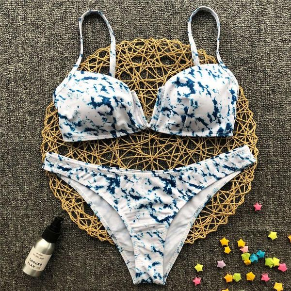women's swimwear 2021 v-bra tie dye bikini female swimsuit women two-pieces set mid waist bather bathing suit swim lady k2278, White;black
women's swimwear 2021 v-bra tie dye bikini female swimsuit women two-pieces set mid waist bather bathing suit swim lady k2278, White;black