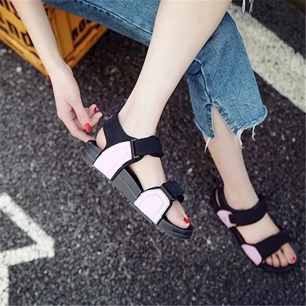 sandals sport casual women fashion non-slip hook & loop flat beach shoes summer student designer plus size 35-44 8lza, Black 
sandals sport casual women fashion non-slip hook & loop flat beach shoes summer student designer plus size 35-44 8lza, Black
