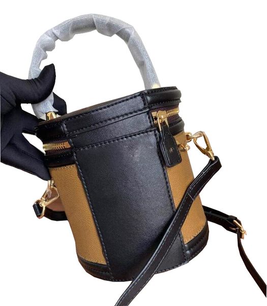 luxurys designers real leather shoulder bag classic presbyopic handbags purses cannes petit noe modeling crossbody bucket bags c11
luxurys designers real leather shoulder bag classic presbyopic handbags purses cannes petit noe modeling crossbody bucket bags c11