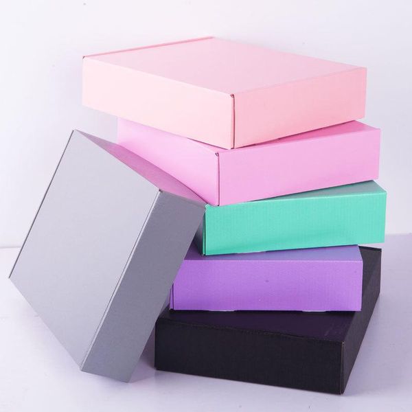 gift wrap 15*15*5cm large kraft paper packaging box,kraft cardboard handmade soap candy box,red/black white craft box
gift wrap 15*15*5cm large kraft paper packaging box,kraft cardboard handmade soap candy box,red/black white craft box