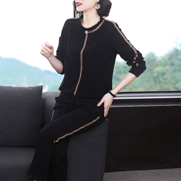 autumn suit female fashion temperament foreign style age reduction 2020 new long sleeve middle-aged mother leisure sports two-piece set, Gray
autumn suit female fashion temperament foreign style age reduction 2020 new long sleeve middle-aged mother leisure sports two-piece set, Gray