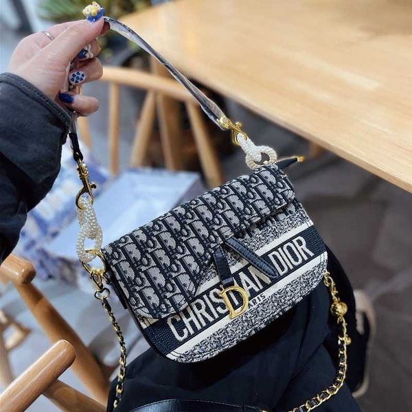 dr wallets cowhide montaigne women shoulder chain crossbody bags vutton luxurys designers messenger bag lady saddle
dr wallets cowhide montaigne women shoulder chain crossbody bags vutton luxurys designers messenger bag lady saddle