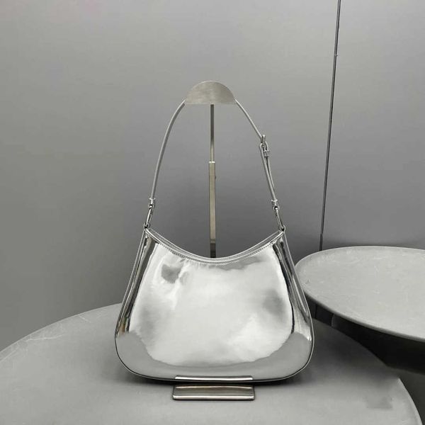 2021 popular women's laser bag silver medieval underarm bag mirror design one shoulder carrying size girl hand zly
2021 popular women's laser bag silver medieval underarm bag mirror design one shoulder carrying size girl hand zly