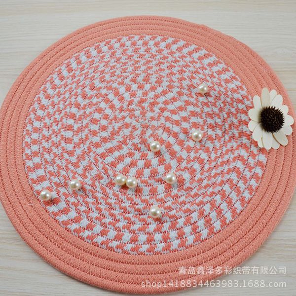 ribbon mat and cup 
ribbon mat and cup