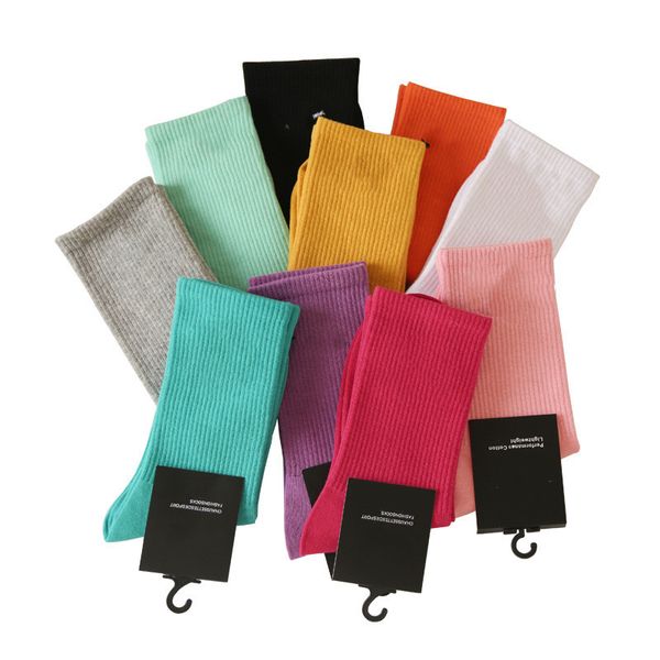 socks women girls colorful sports mens sock cotton crew casual stocking with logo, Black;white
socks women girls colorful sports mens sock cotton crew casual stocking with logo, Black;white