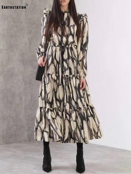 casual dresses frills lace round neck retro ink printing elastic waist loose large swing dress ladies autumn fashion, Black;gray
casual dresses frills lace round neck retro ink printing elastic waist loose large swing dress ladies autumn fashion, Black;gray