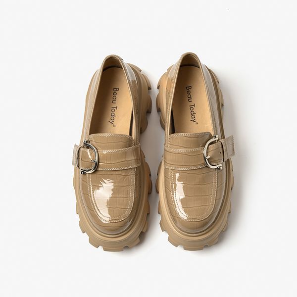 dress shoes platform shoes women patent leather flats alligator pattern round toe buckle decoration ladies slip on handmade 27738, Black
dress shoes platform shoes women patent leather flats alligator pattern round toe buckle decoration ladies slip on handmade 27738, Black