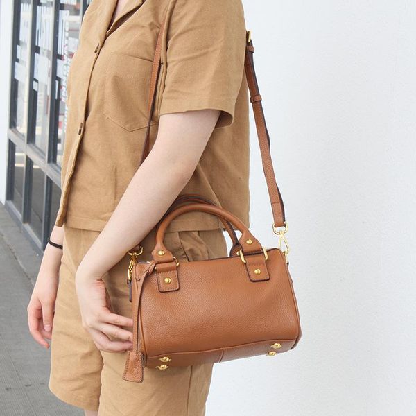evening bags 100% real leather shoulder messenger bag women's small genuine crossbody for women 2021 fashion mini boston handbag
evening bags 100% real leather shoulder messenger bag women's small genuine crossbody for women 2021 fashion mini boston handbag