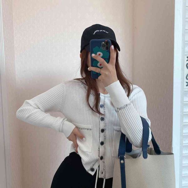 8690 line small cardigan ice hemp spring and summer new thin sweater bottomed out with sunscreen clothes round neck long sleeves, White
8690 line small cardigan ice hemp spring and summer new thin sweater bottomed out with sunscreen clothes round neck long sleeves, White