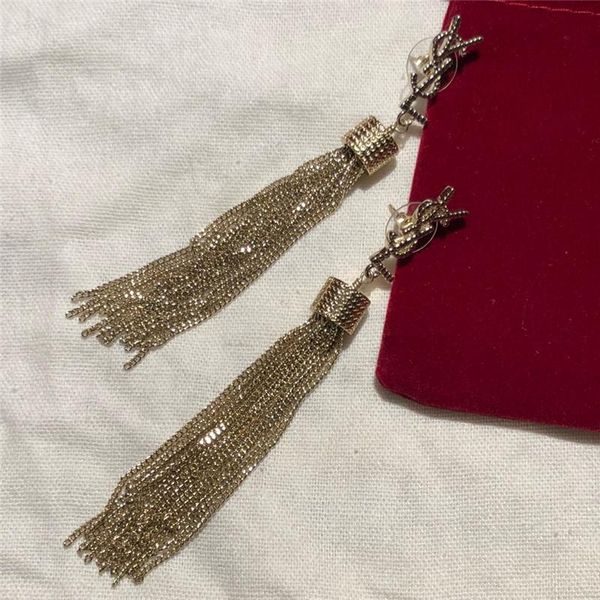 Luxury designer jewelry women earrings Dangle Chandelier tassels purl macrame cooper brass 18K Gold Plated original box letter, Silver
Luxury designer jewelry women earrings Dangle Chandelier tassels purl macrame cooper brass 18K Gold Plated original box letter, Silver