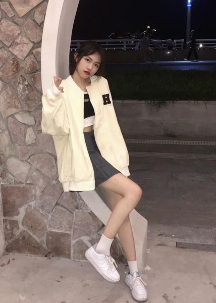women's jackets vintage baseball spring and autumn 2021 early fall loose versatile american jacket, Black;brown
women's jackets vintage baseball spring and autumn 2021 early fall loose versatile american jacket, Black;brown