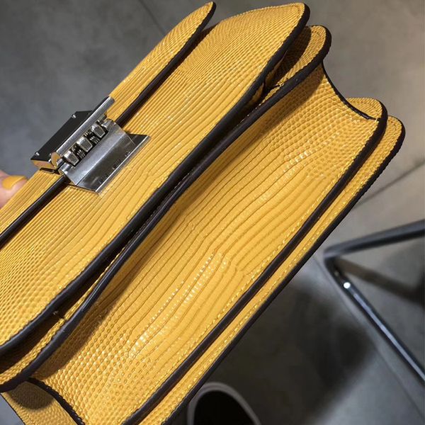 70% off luxury handbag the same model in 2021 summer new leather bag lizard pattern one shoulder cross small square bag girl ny8s 308s
70% off luxury handbag the same model in 2021 summer new leather bag lizard pattern one shoulder cross small square bag girl ny8s 308s