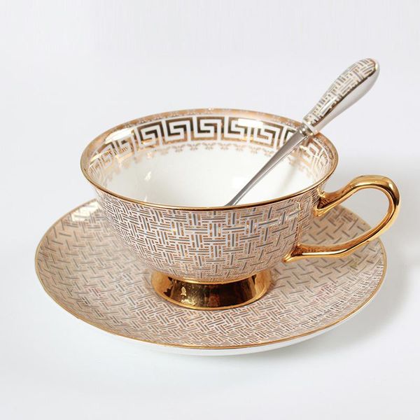 cups & saucers luxury european coffee cup set small retro royal tea with handle spoon vintage bone china matero yerba home container
cups & saucers luxury european coffee cup set small retro royal tea with handle spoon vintage bone china matero yerba home container