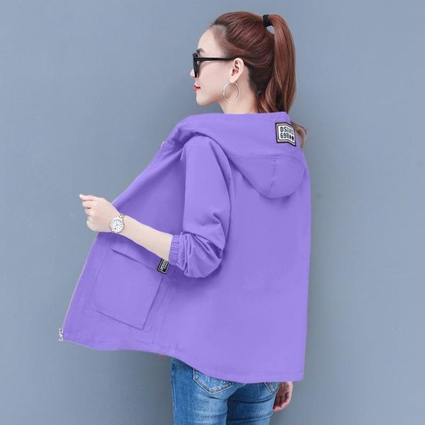 spring korean short jacket women's middle age oversized casual and autumn windbreaker trench coats, Tan;black
spring korean short jacket women's middle age oversized casual and autumn windbreaker trench coats, Tan;black