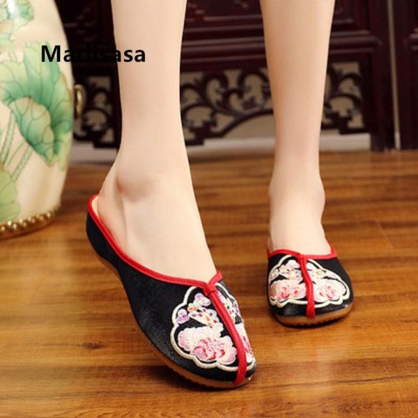 marlisasa vrouwen pantoffels women cute light weight slippers female casual flat retro dance slides f2258, Black
marlisasa vrouwen pantoffels women cute light weight slippers female casual flat retro dance slides f2258, Black