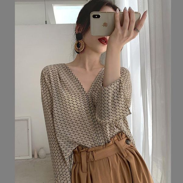women's blouses & shirts elegant women deep v neck long sleeve shirt female streetwears vintage print office lady casual chiffon blusas, White
women's blouses & shirts elegant women deep v neck long sleeve shirt female streetwears vintage print office lady casual chiffon blusas, White