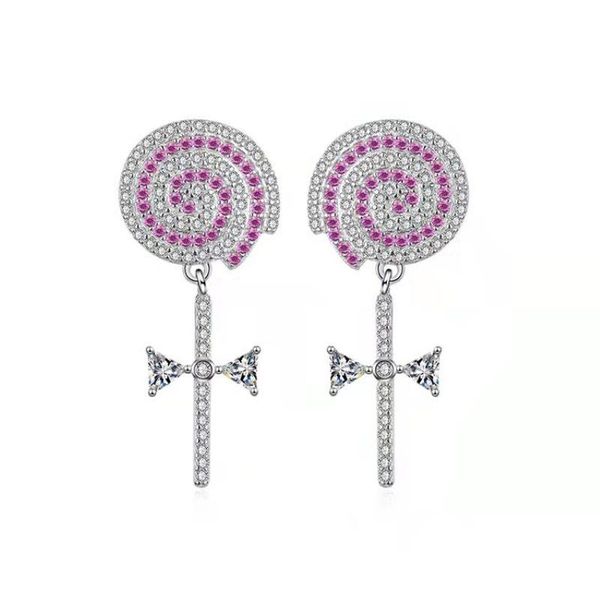 sweet and small refreshing earrings in the shape of pink white crystal candy stud, Golden;silver
sweet and small refreshing earrings in the shape of pink white crystal candy stud, Golden;silver