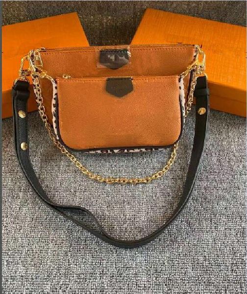 2 pieces/set favorite shoulder bag multi accessories handbag purse leather floral crossbody bags ladies purses m80399 24x13.5cm
2 pieces/set favorite shoulder bag multi accessories handbag purse leather floral crossbody bags ladies purses m80399 24x13.5cm