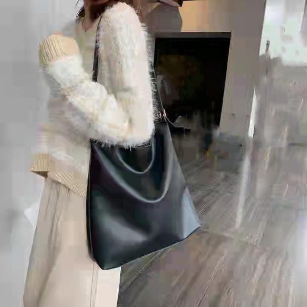waist bags retro casual women's pu solid color bucket bag, fashion shopping single shoulder messenger square versatile portable bag 202
waist bags retro casual women's pu solid color bucket bag, fashion shopping single shoulder messenger square versatile portable bag 202