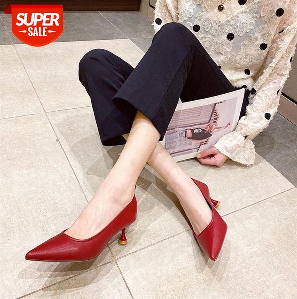 soft leather pointed toe single shoes light board fashion women's stiletto wine glass with solid color non-slip wenzhou #0s3f
soft leather pointed toe single shoes light board fashion women's stiletto wine glass with solid color non-slip wenzhou #0s3f